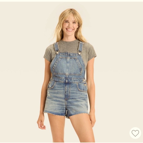 Like new denim shorts overalls size 8 - Picture 1 of 5